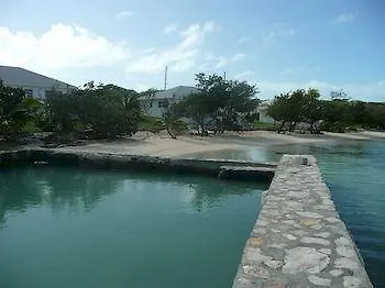 Cottage Cut Villas George Town Bahamas