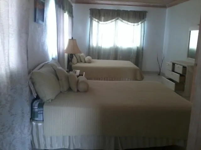 Cottage Cut Villas George Town Bahamas