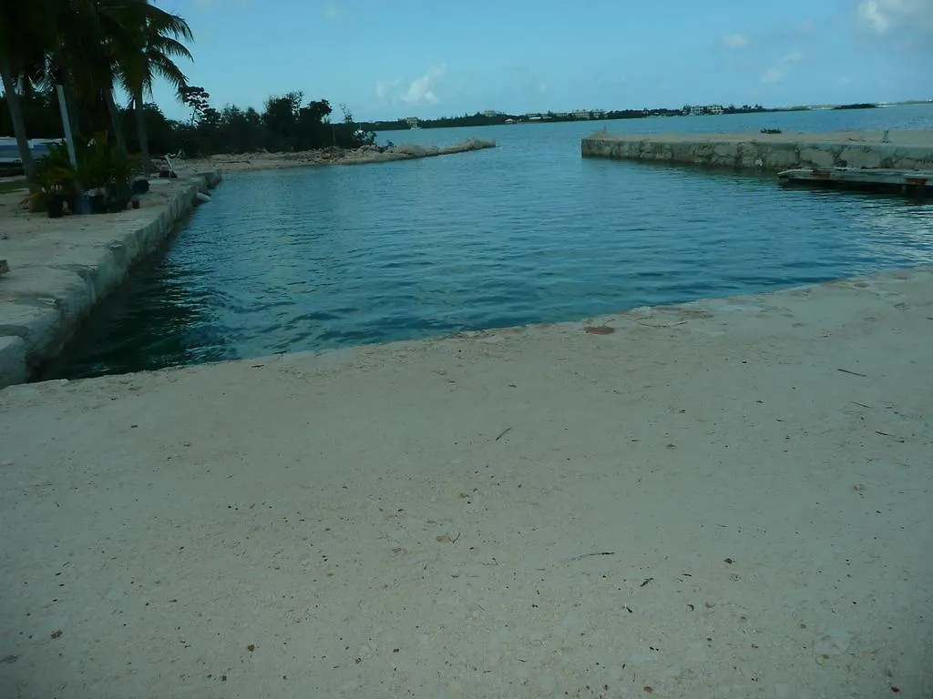 Cottage Cut Villas George Town 0*,