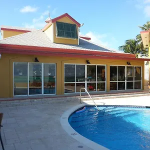 Augusta Bay Bahamas, Exuma George Town